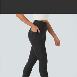 HALARA Black High-Waisted Cinched Leggings